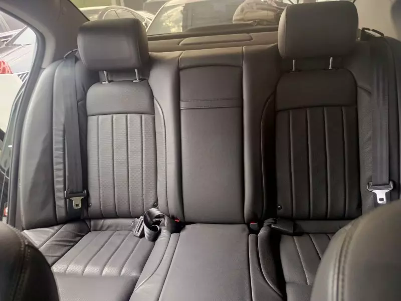 Hyundai Genesis   - 2011