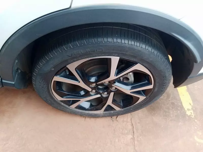 Toyota C-HR   - 2018