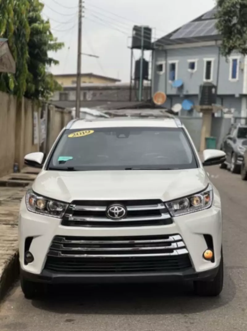 Toyota Highlander - 2019