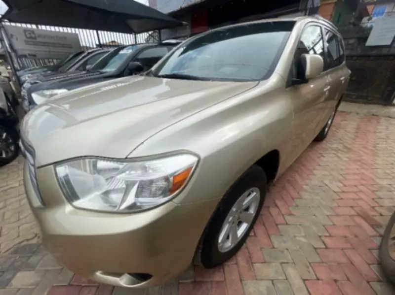 Toyota Highlander   - 2008