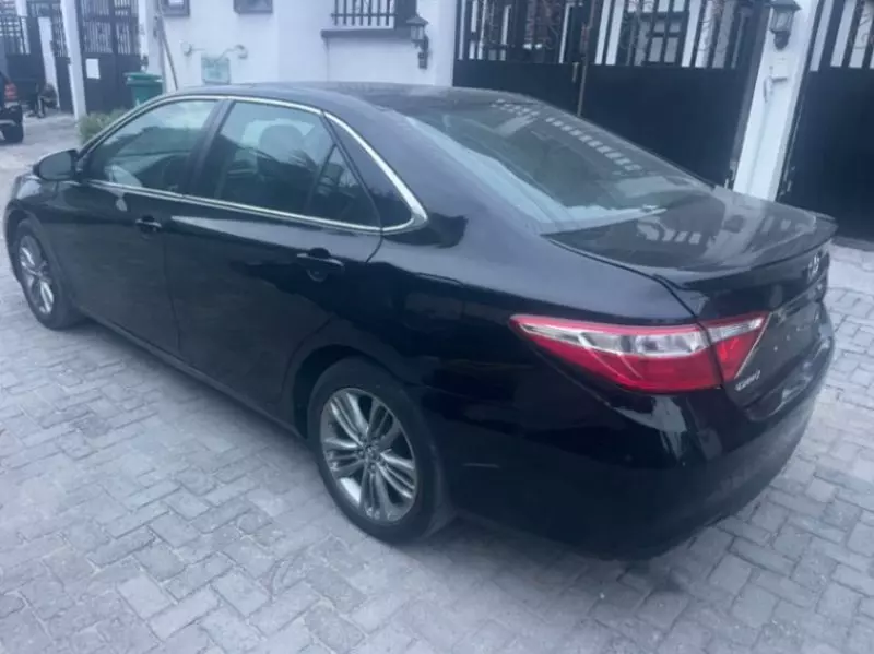Toyota Camry   - 2015