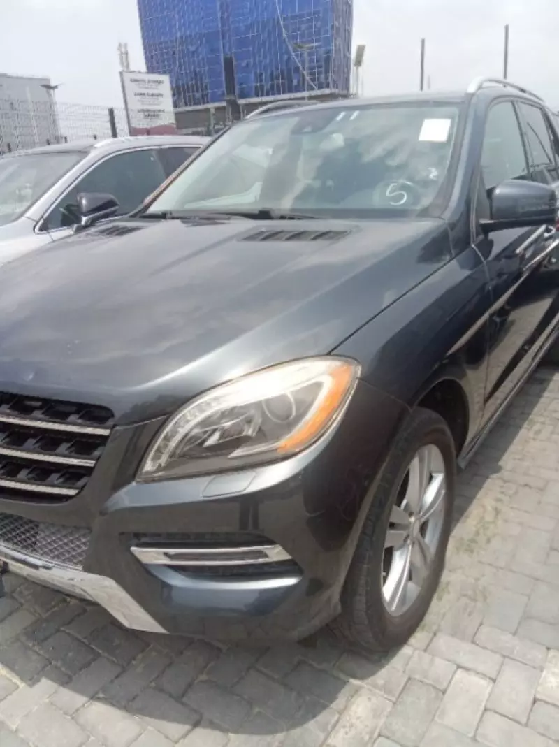 Mercedes-Benz ML-Class   - 2013