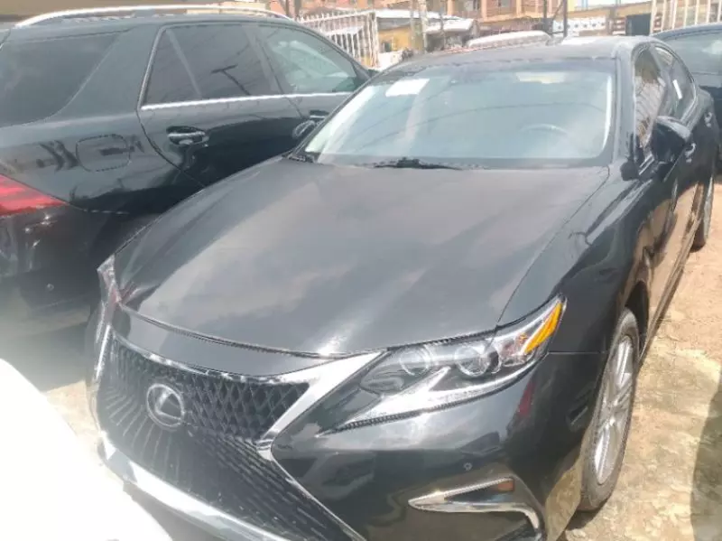 Lexus ES 350   - 2013