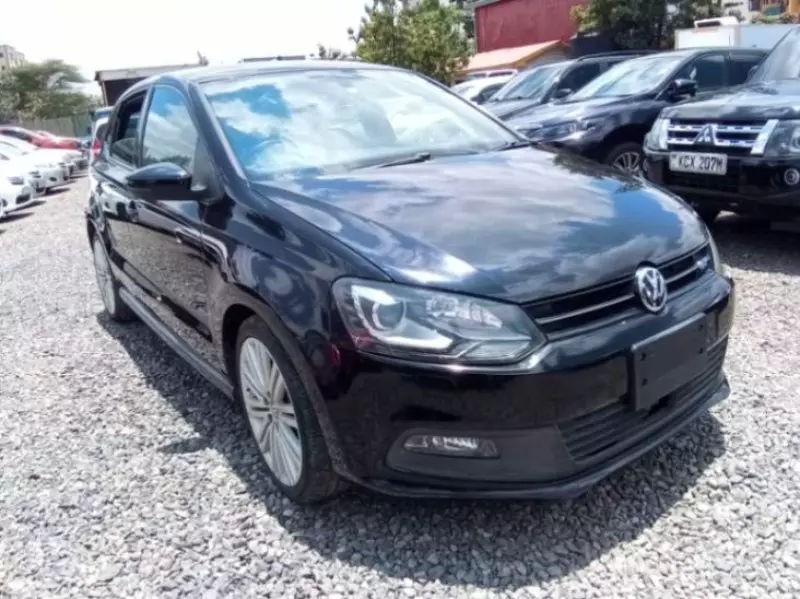 Volkswagen Polo   - 2019