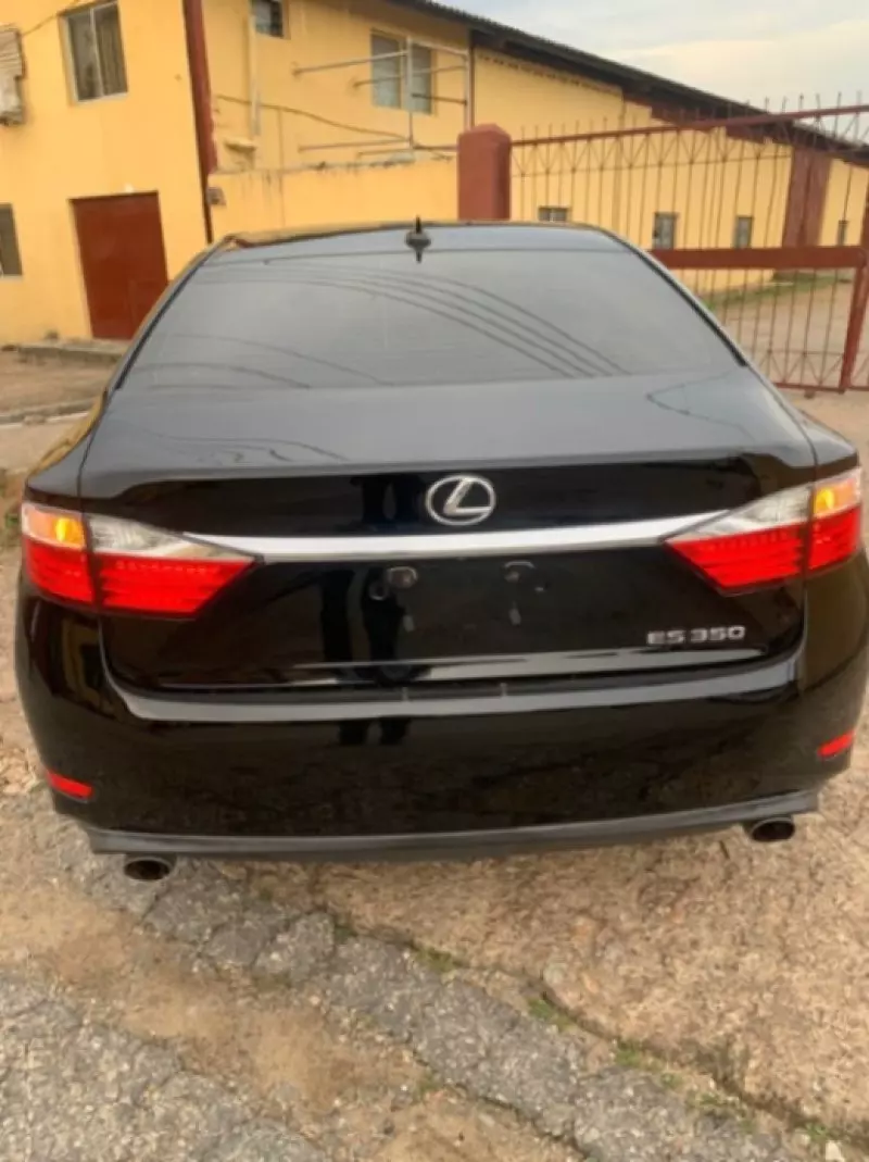 Lexus ES 350   - 2013