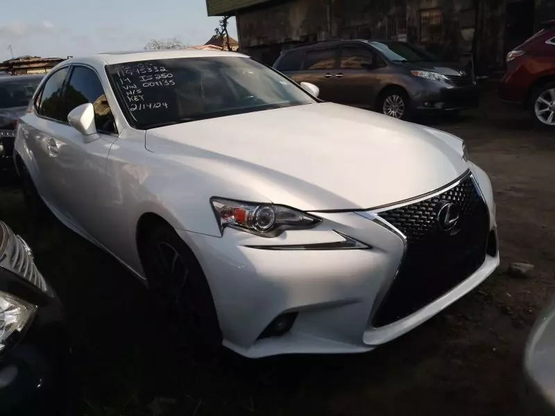 Lexus IS 250   - 2014