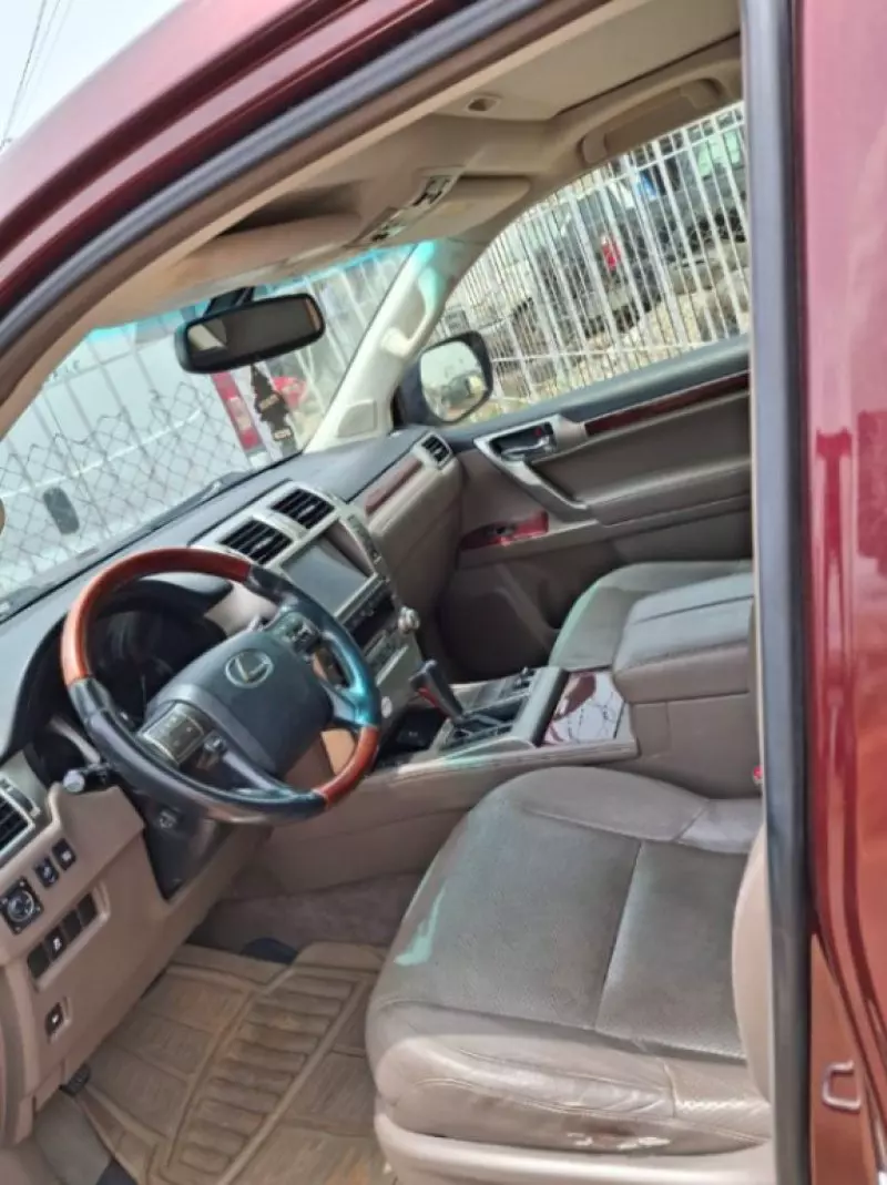 Lexus GX 460   - 2013