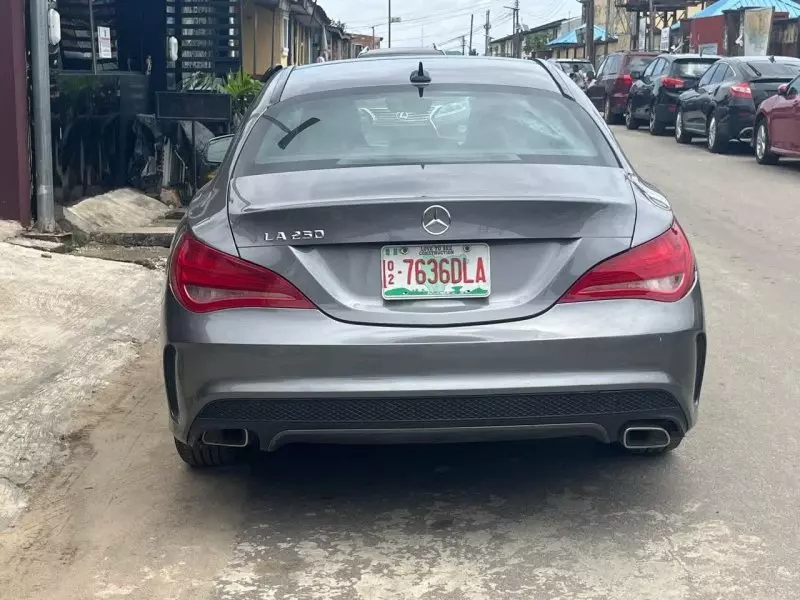 Mercedes-Benz CLA 250   - 2014