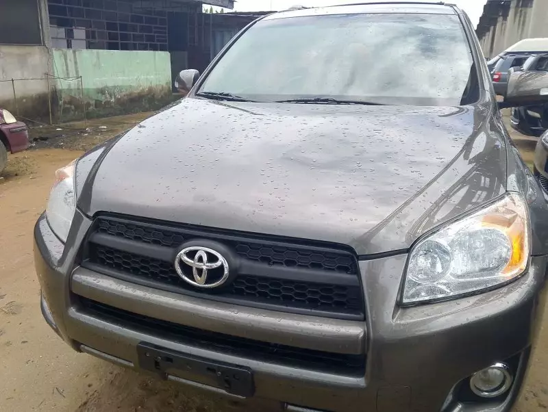 Toyota RAV 4   - 2009