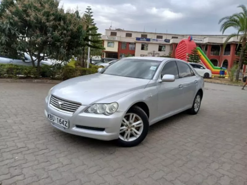 Toyota Mark X   - 2005