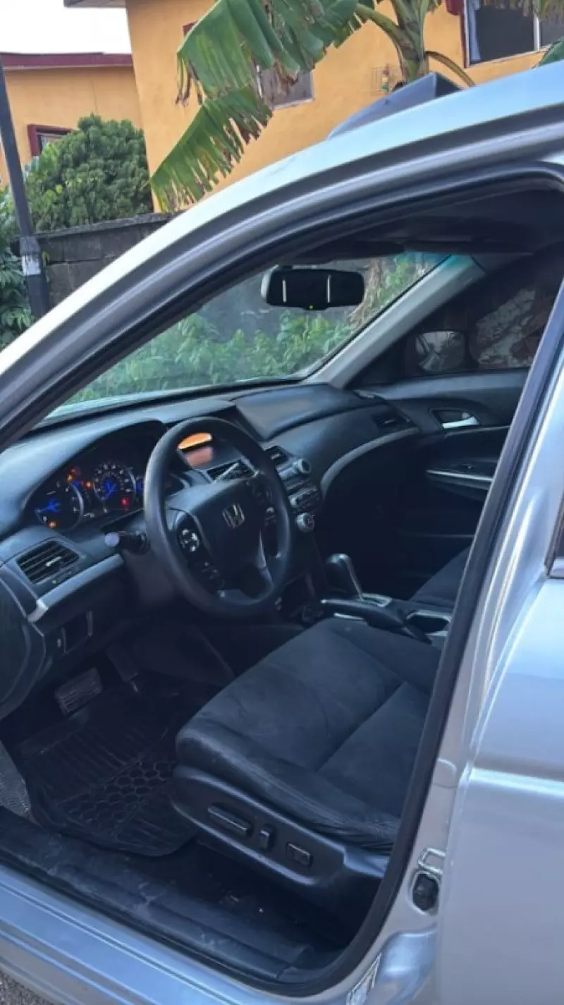 Honda Crosstour   - 2013