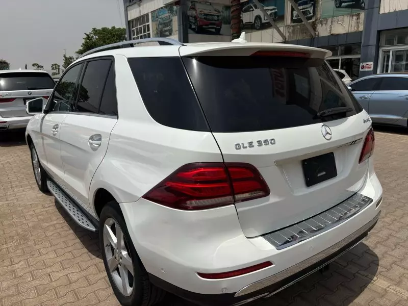 Mercedes-Benz GLE 350   - 2016