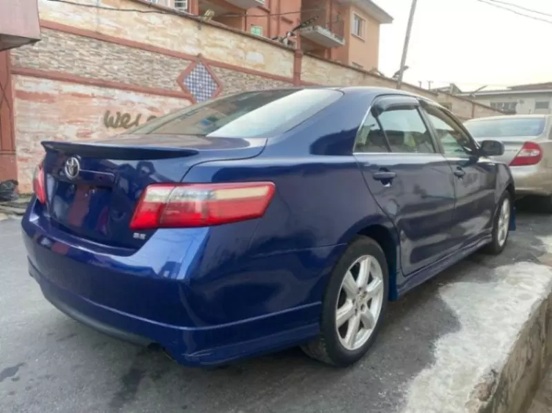 Toyota Camry   - 2007