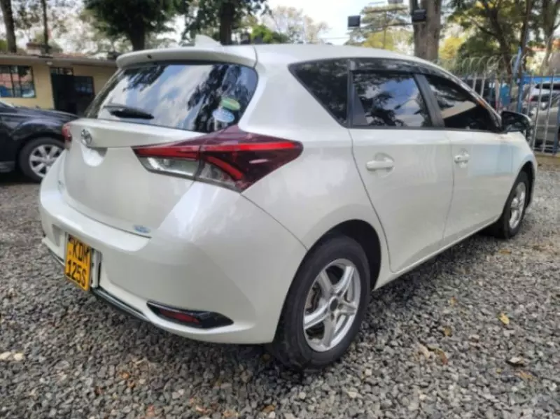 Toyota Auris   - 2018