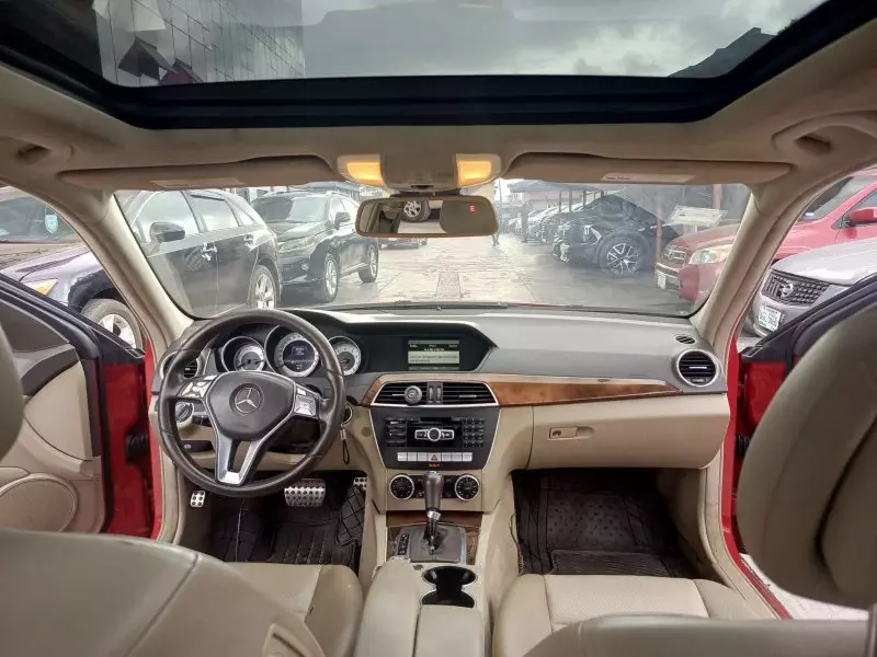 Mercedes-Benz C-class   - 2013