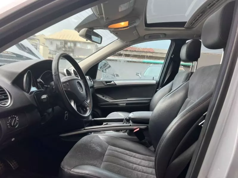 Mercedes-Benz ML 350   - 2006