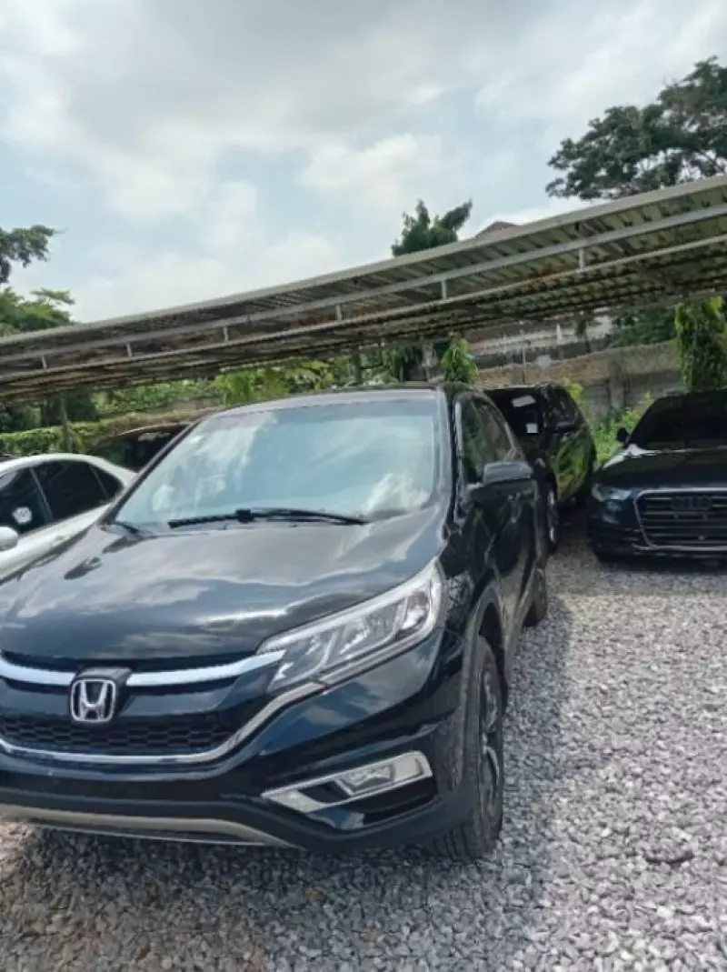 Honda CR-V   - 2015