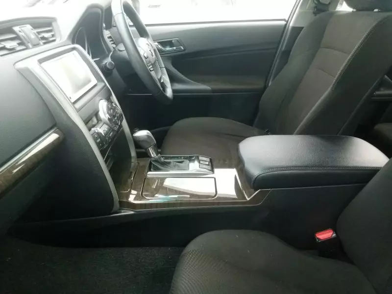 Toyota Mark X   - 2013