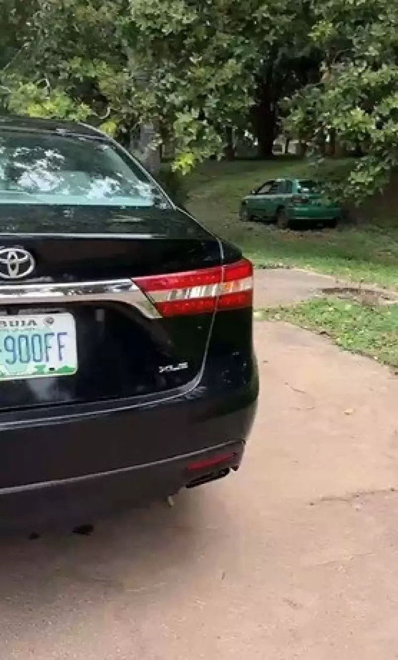 Toyota Avalon   - 2013