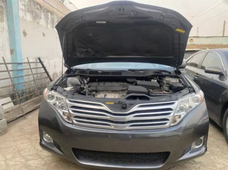 Toyota Venza   - 2010