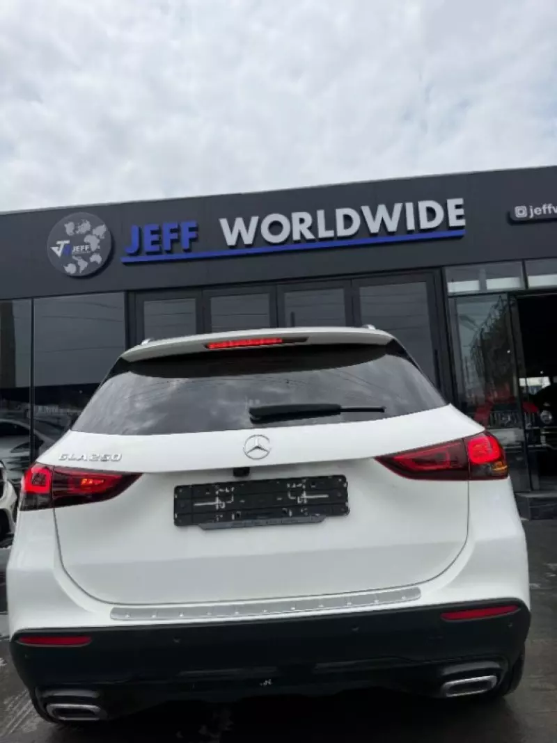 Nissan Sentra   - 2018