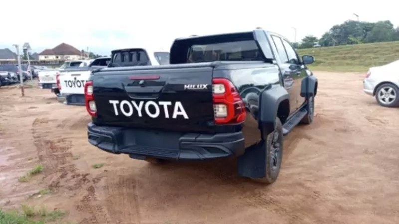 Toyota Hilux
