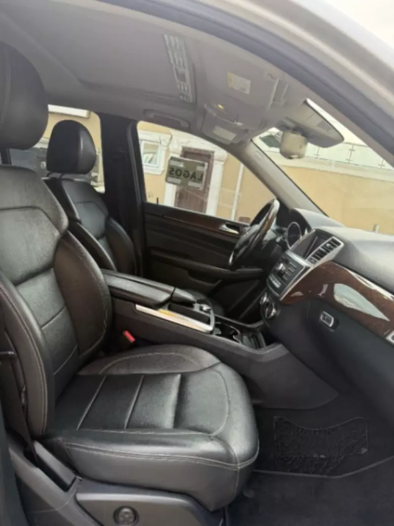 Mercedes-Benz ML 350   -