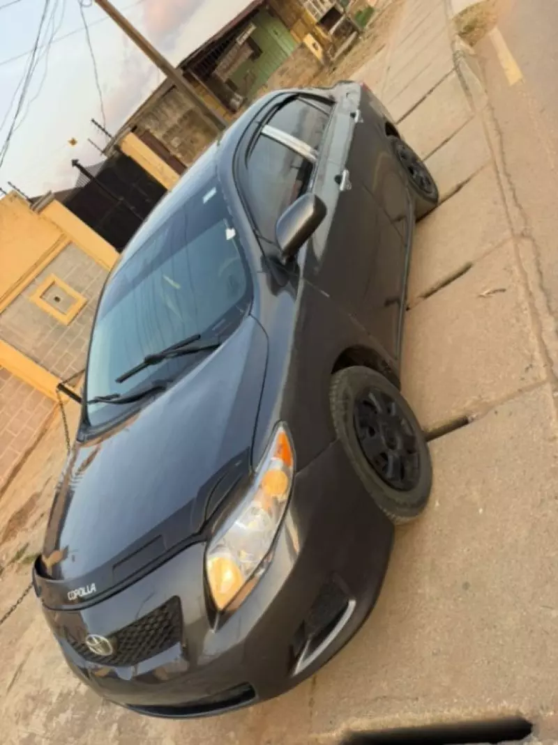 Toyota Corolla - 2010