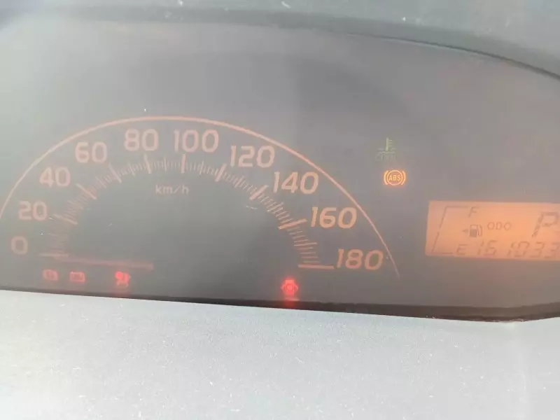 Toyota Vitz   - 2009