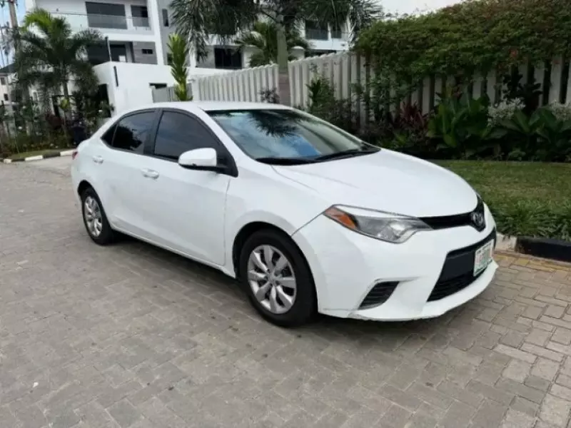 Toyota Corolla   - 2013