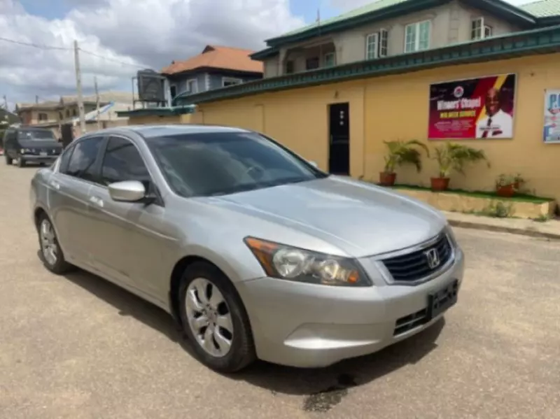 Honda Accord   - 2008