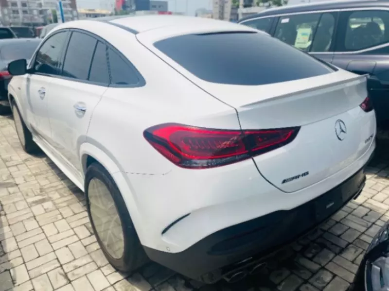 Mercedes-Benz GLE-Class   - 2022