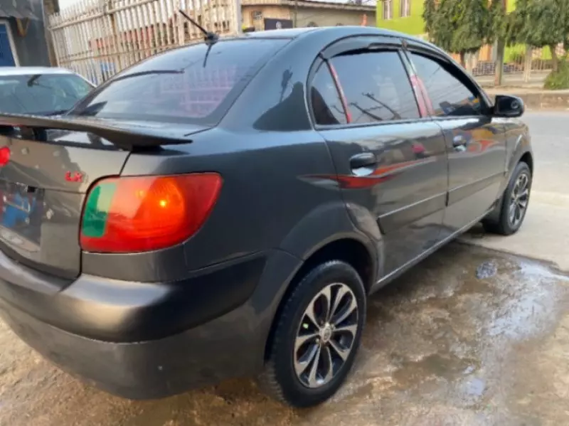KIA Rio   - 2008