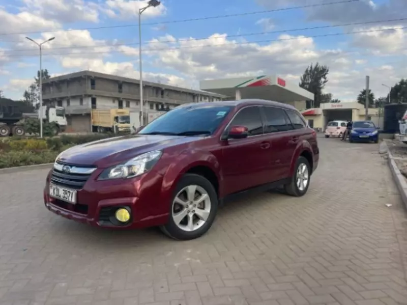 Subaru Outback   - 2015