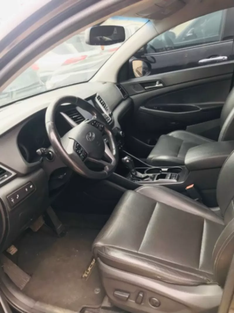 Hyundai TUCSON 2,0L BVA 4x2 GL   - 2017