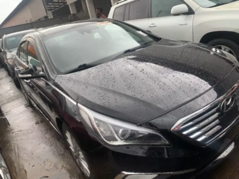 Hyundai Sonata   - 2015