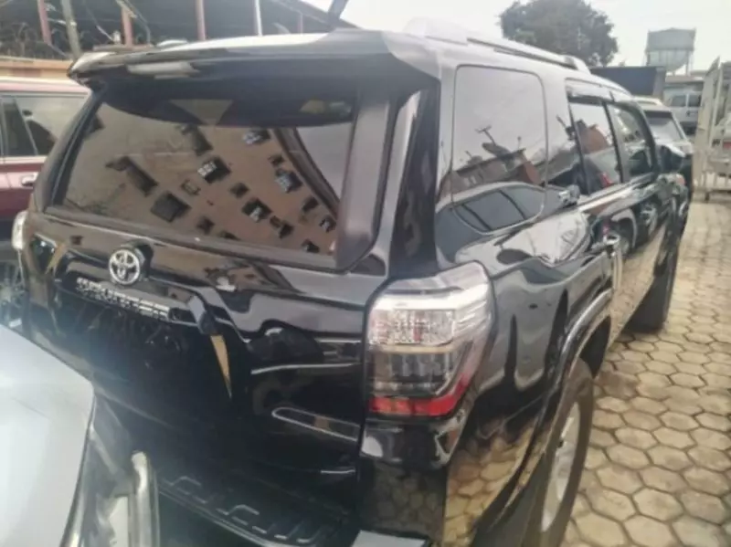 Toyota 4-Runner   - 2015