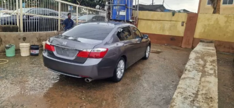 Honda Accord   - 2013