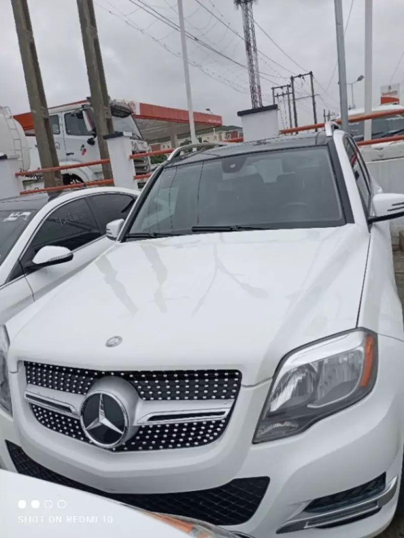 Mercedes-Benz GLK 350   - 2013