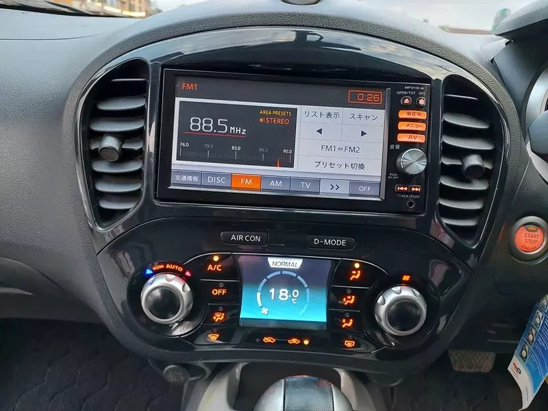 Nissan Juke   - 2012