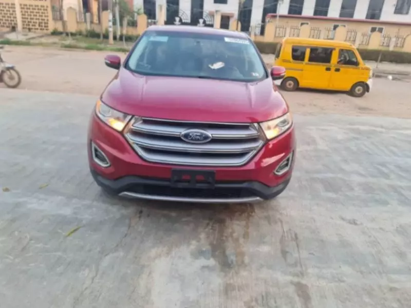 Ford Edge   - 2016