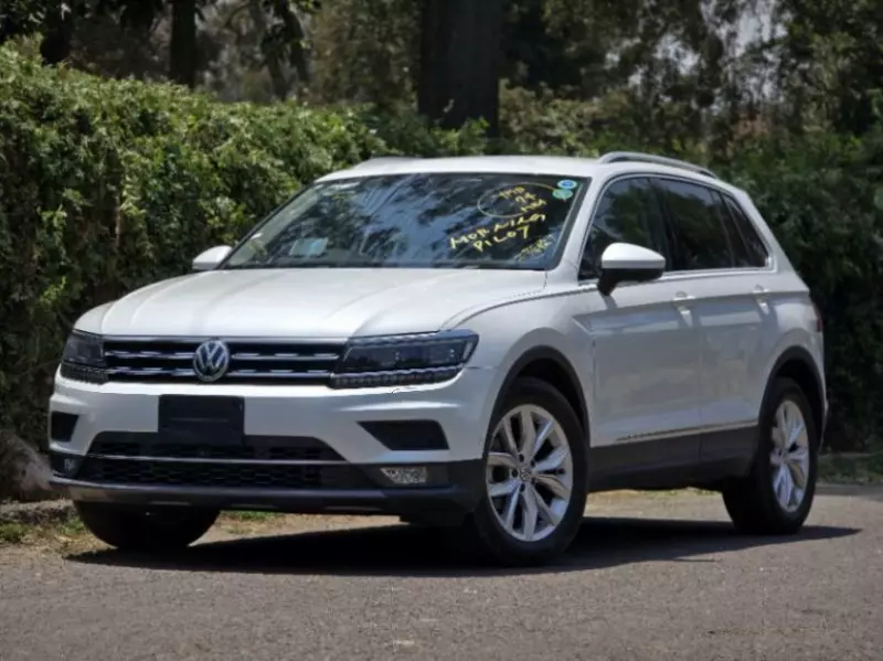 Volkswagen Tiguan   - 2014