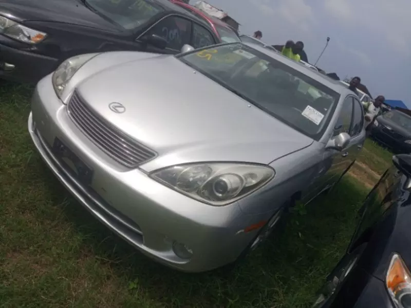 Lexus ES 330   - 2005