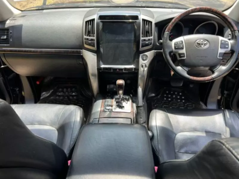 Toyota Landcruiser ZX   - 2014