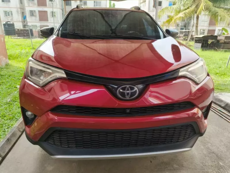 Toyota RAV4   - 2016