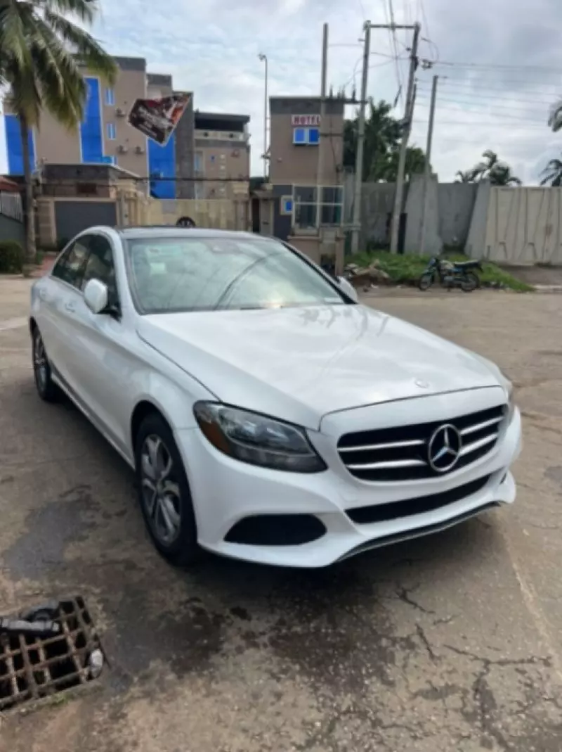 Mercedes-Benz C 300   - 2017