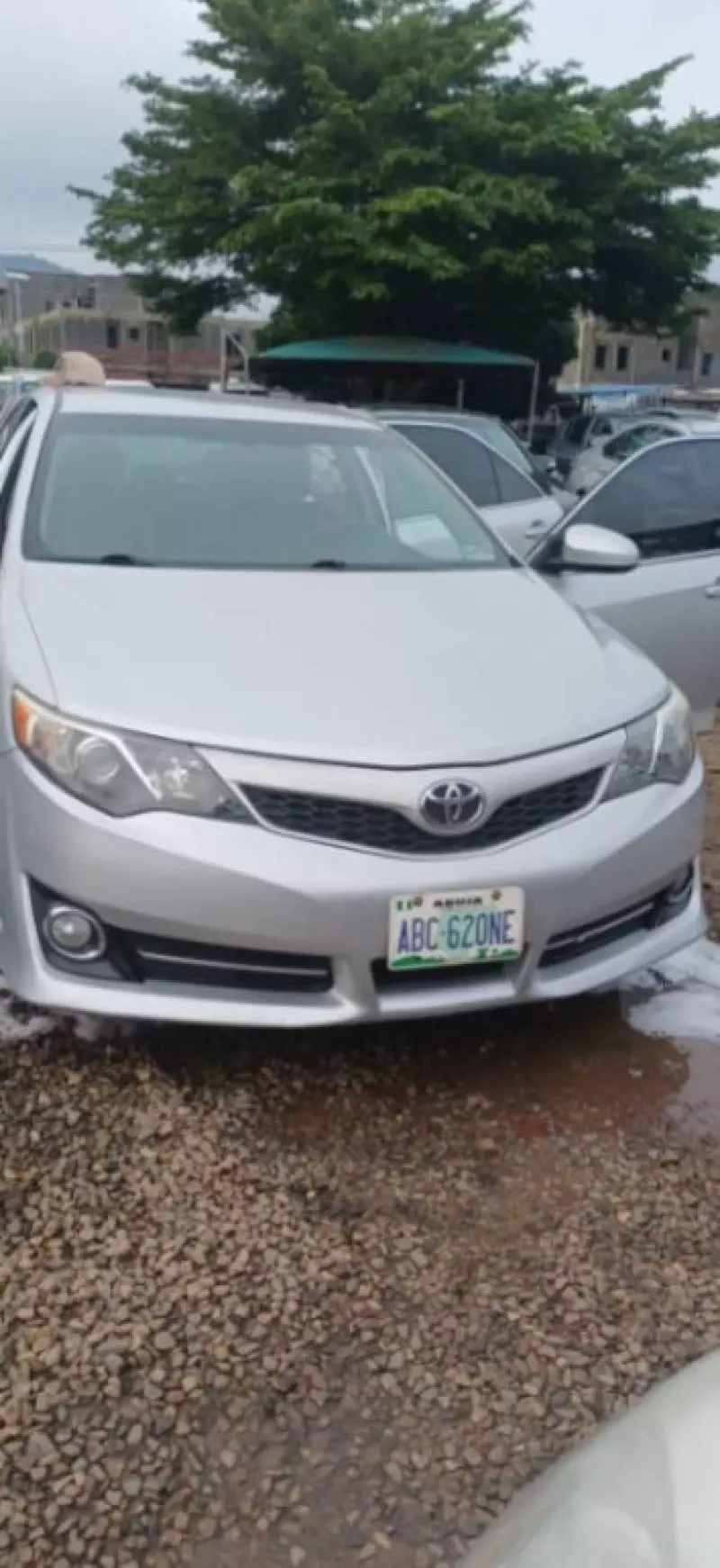 Toyota Camry   - 2014