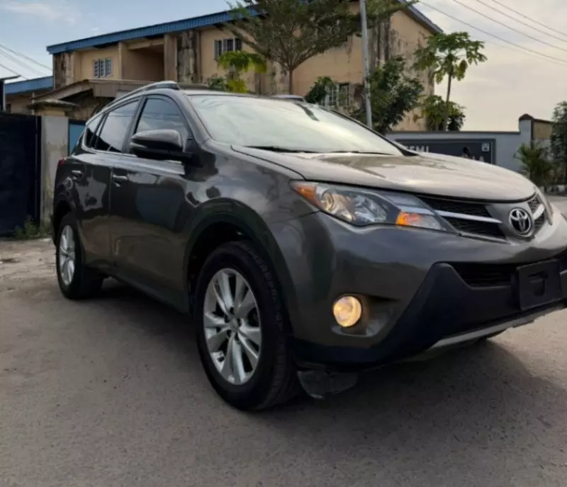 Toyota RAV4   - 2013