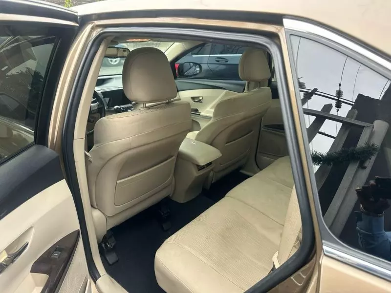 Toyota Venza   - 2010