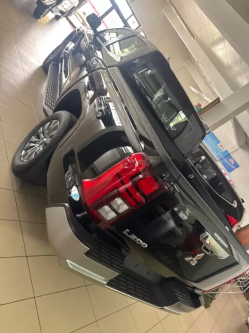 Mitsubishi L200 D/C Sportero A/T - 2025